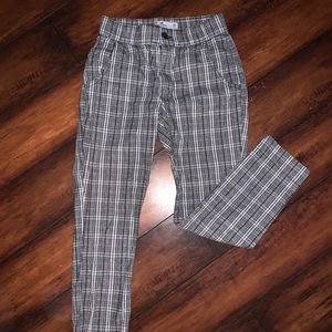 HOLLISTER SKINNY plaid pants